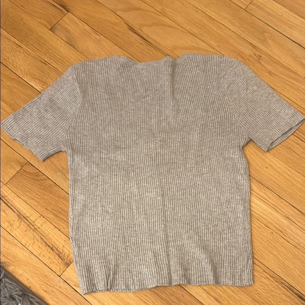 Gray Button-Up Ribbed Top - Picture 3 of 3